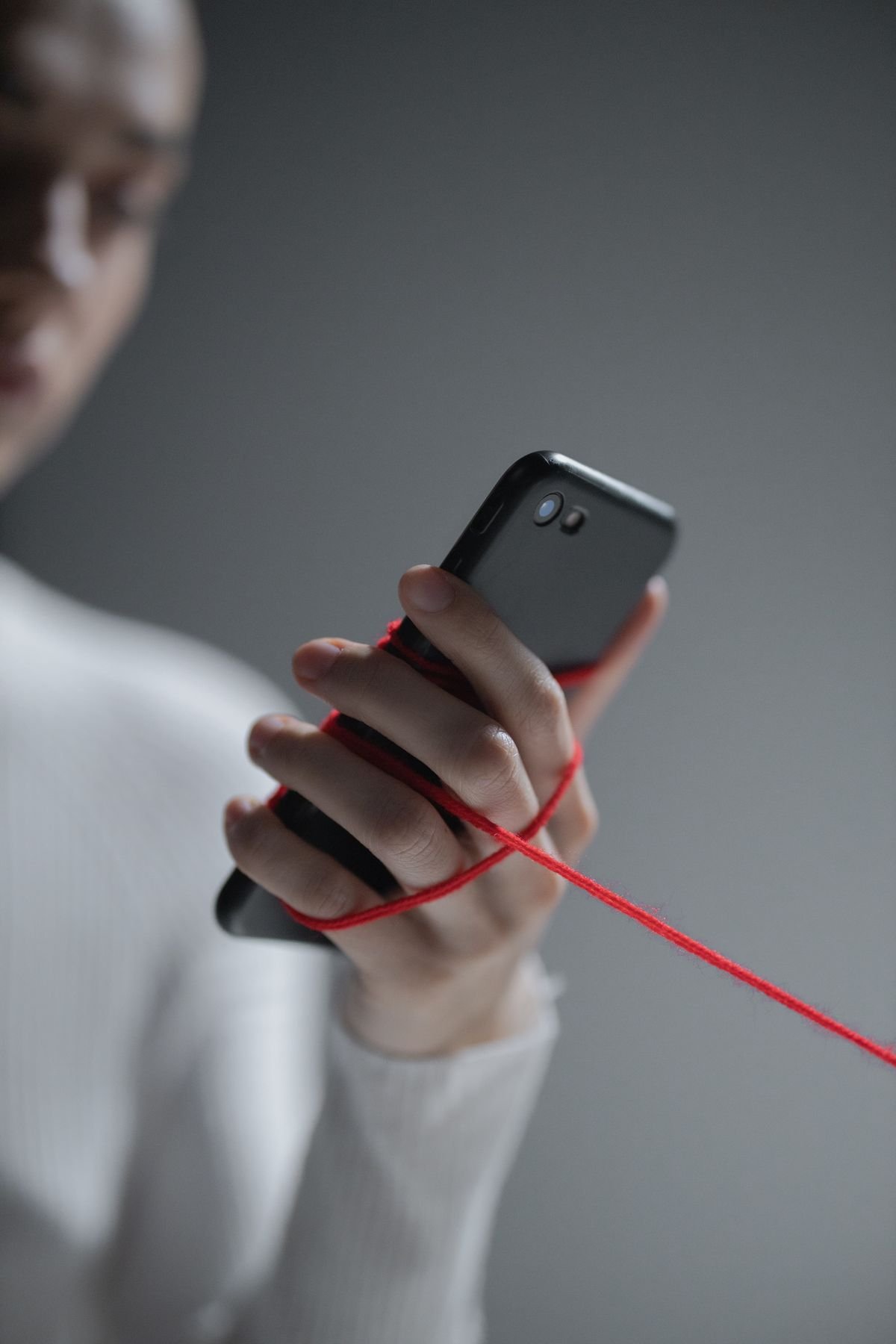 Why Checking Your Phone Non-Stop Fires the Same Circuit as Addiction